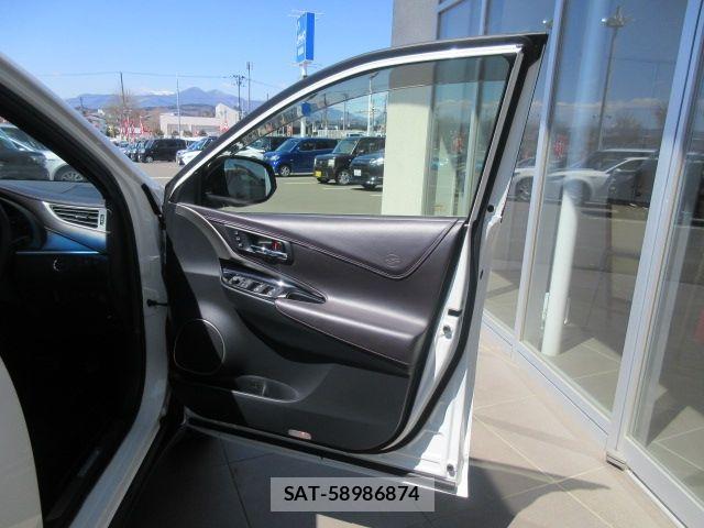 Toyota HARRIER 2015-08 6716219-11