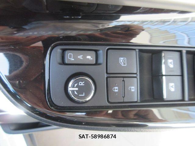 Toyota HARRIER 2015-08 6716219-24