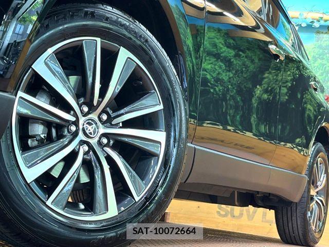 Toyota HARRIER 2024-04 6716211-12