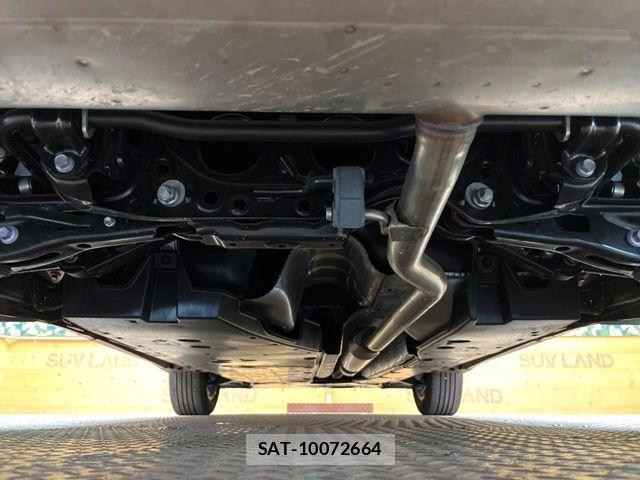 Toyota HARRIER 2024-04 6716211-18
