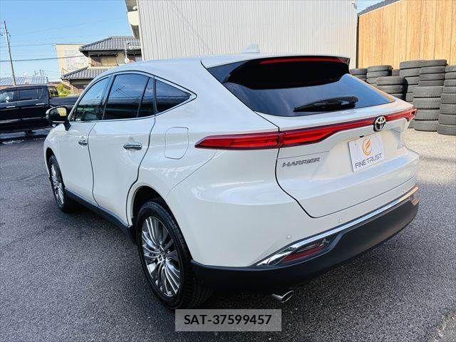 Toyota HARRIER 2021-04 6751734-20