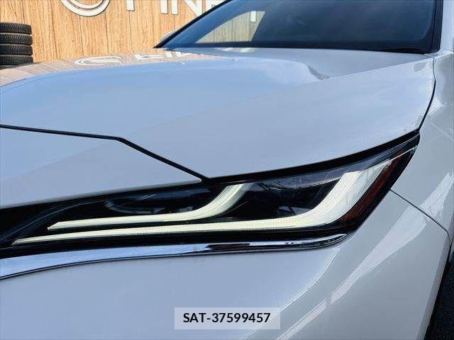 Toyota HARRIER 2021-04 6751734-22