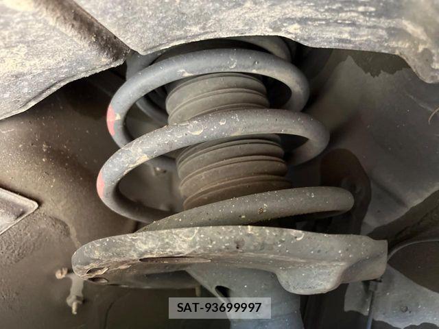 Toyota HARRIER 2016-01 6751745-19