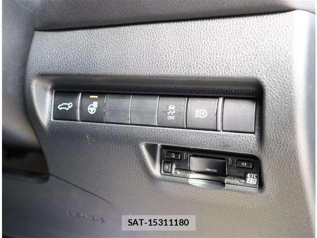 Toyota HARRIER 2023-03 6791072-13