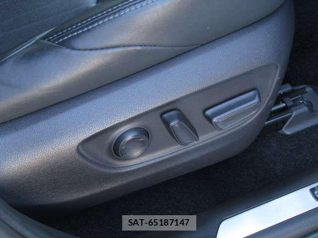 Toyota HARRIER 2022-08 6791069-15