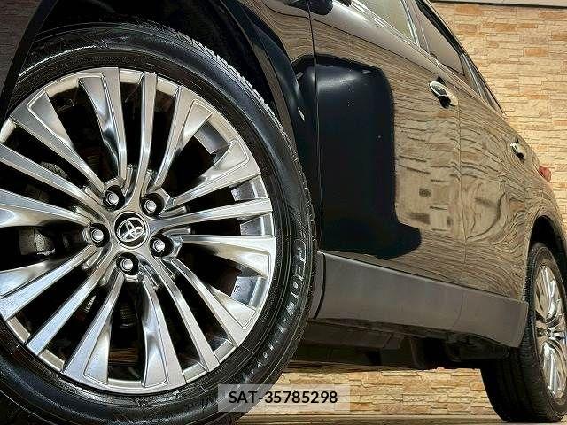 Toyota HARRIER 2021-03 6815090-18