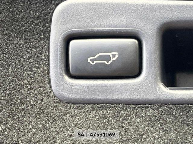 Toyota HARRIER 2017-01 6815116-6