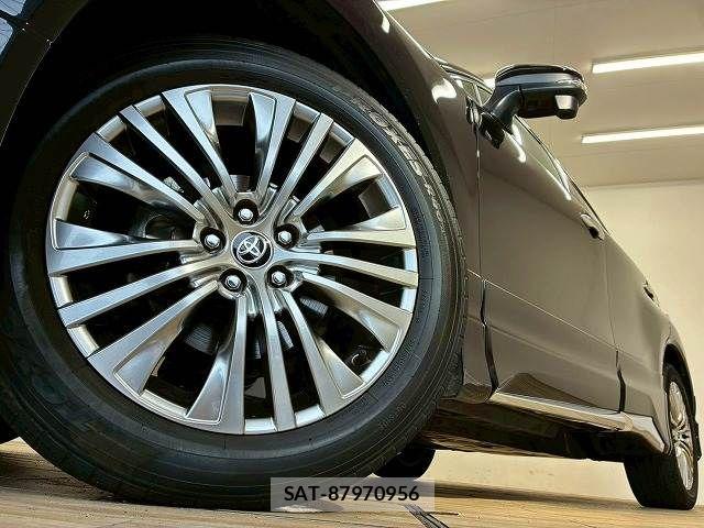 Toyota HARRIER 2023-09 6815068-18