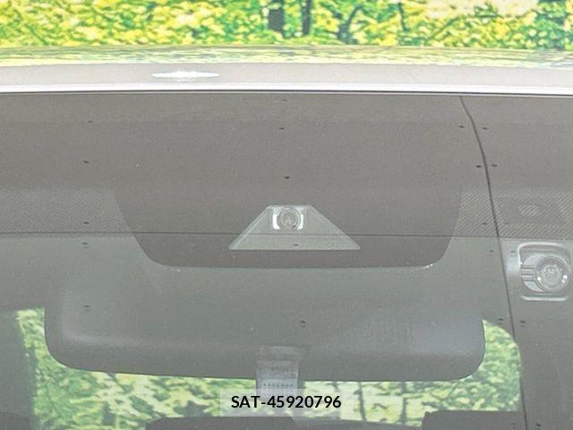 Toyota HARRIER 2021-06 6815098-4