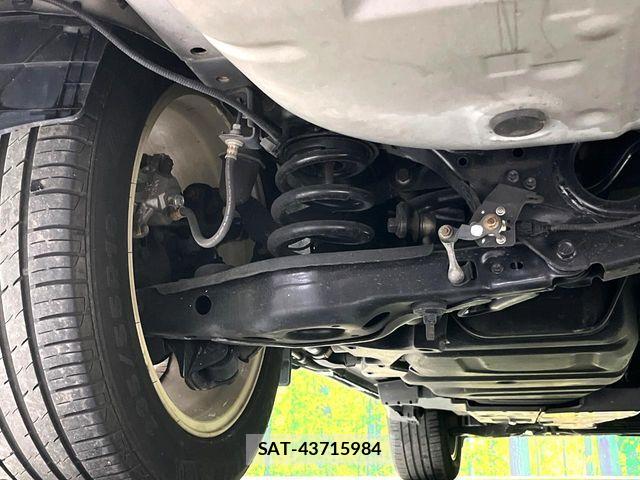 Toyota HARRIER 2014-11 6815115-17