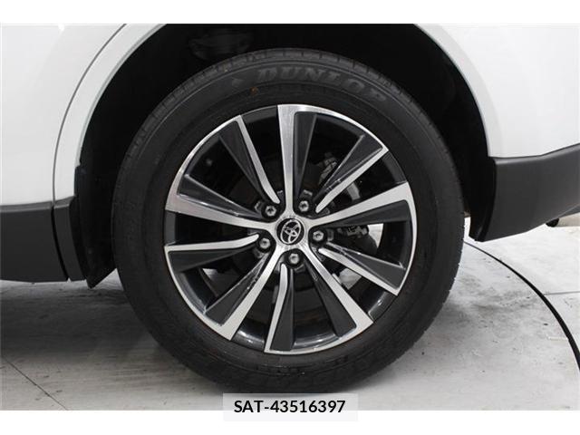 Toyota HARRIER 2023-03 6815093-24