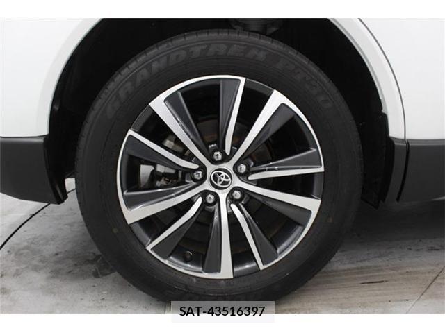 Toyota HARRIER 2023-03 6815093-25