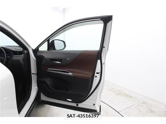 Toyota HARRIER 2023-03 6815093-29