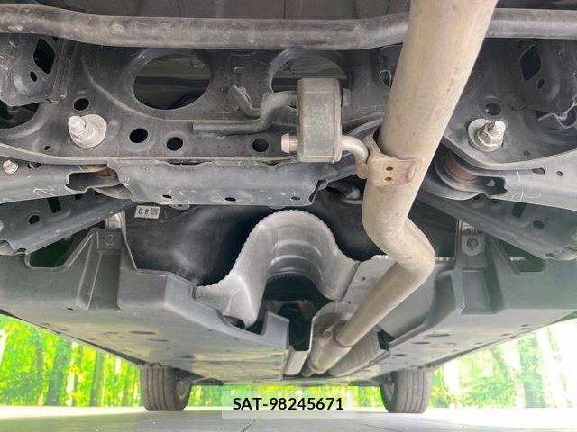 Toyota HARRIER 2021-05 6815100-18