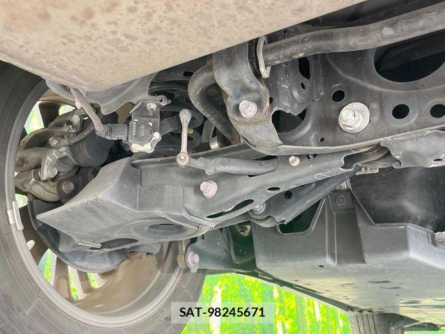 Toyota HARRIER 2021-05 6815100-19