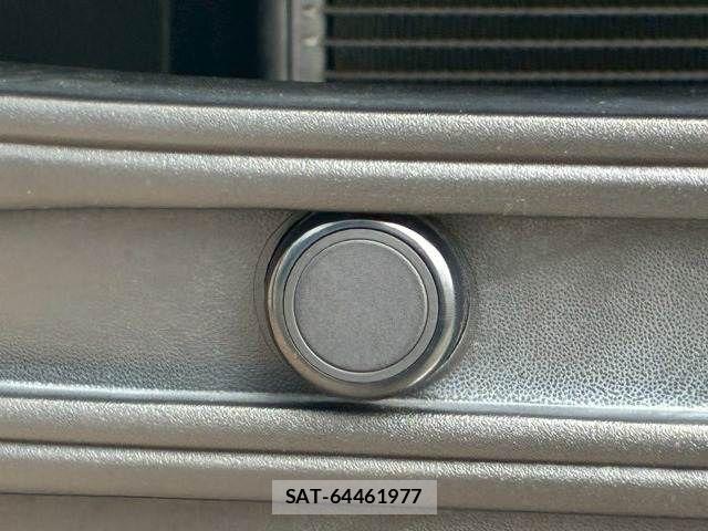 Toyota HARRIER 2020-09 6815088-7