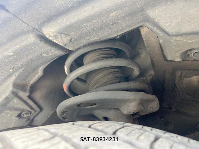 Toyota HARRIER 2015-04 6905893-19