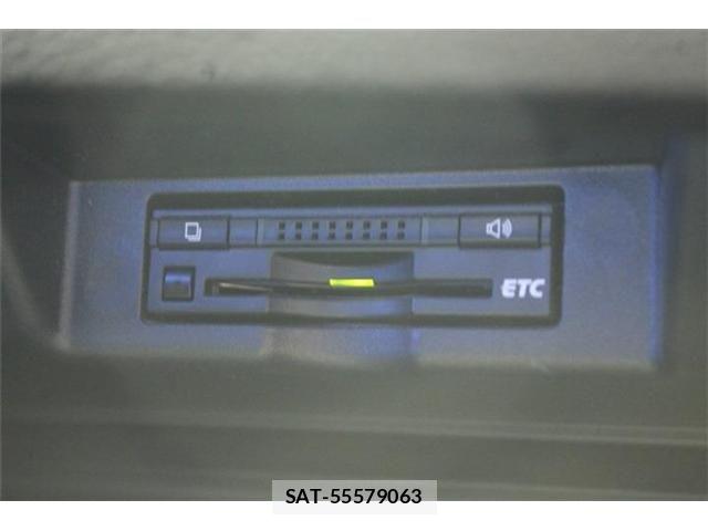 Toyota HARRIER 2015-10 6905899-3