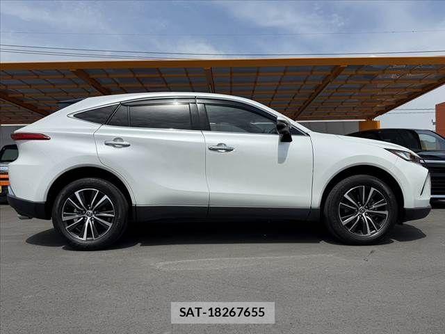 Toyota HARRIER 2022-11 6905838-11