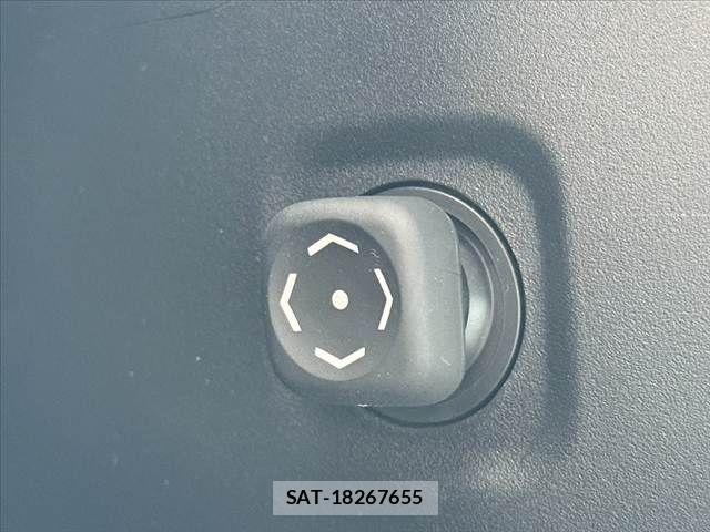 Toyota HARRIER 2022-11 6905838-27