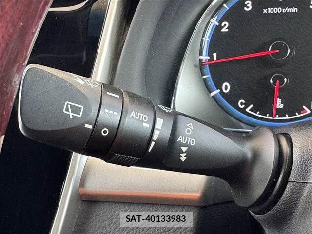 Toyota HARRIER 2014-02 6905914-28