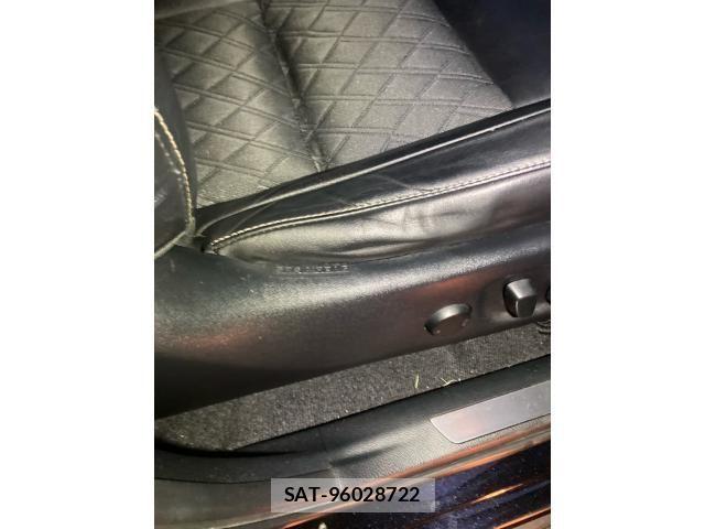 Toyota HARRIER 2015-06 6905897-24