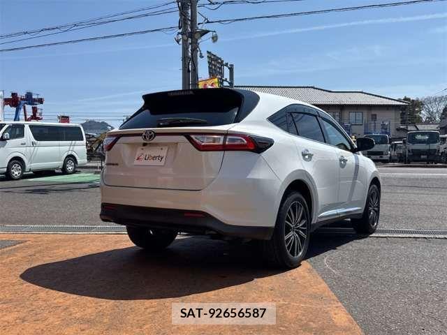 Toyota HARRIER 2019-01 6905865-10