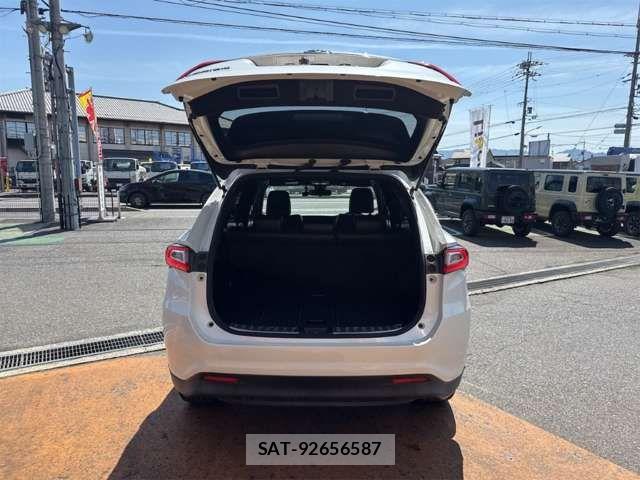 Toyota HARRIER 2019-01 6905865-13