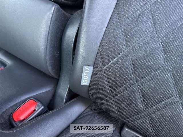 Toyota HARRIER 2019-01 6905865-18