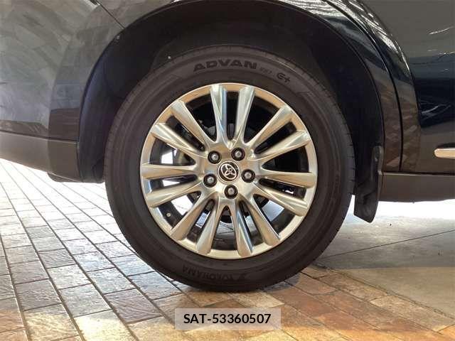 Toyota HARRIER 2020-02 6905845-15