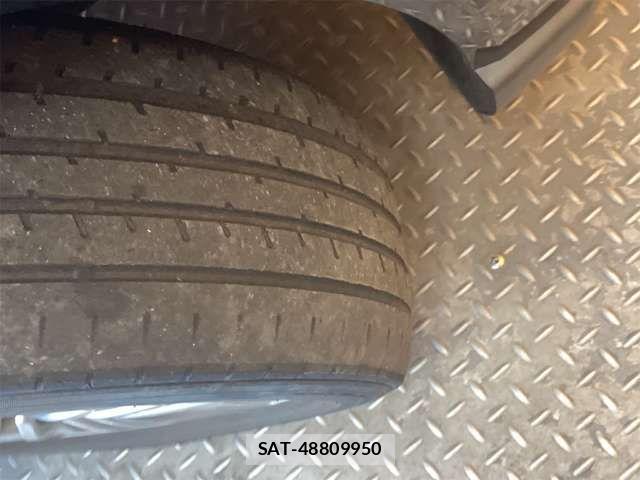 Toyota HARRIER 2021-04 6905820-14