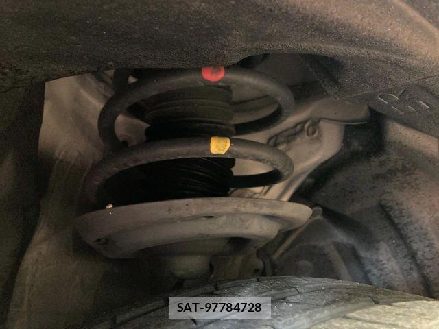 Toyota HARRIER 2021-09 6993860-19
