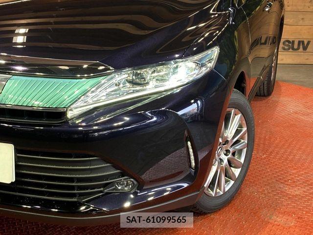 Toyota HARRIER 2017-08 6993905-11