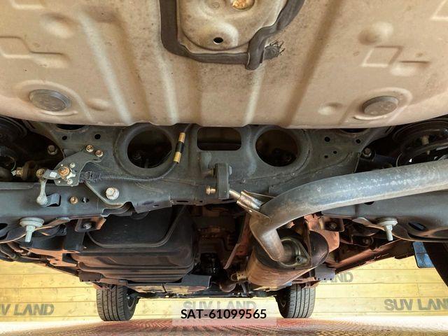 Toyota HARRIER 2017-08 6993905-18