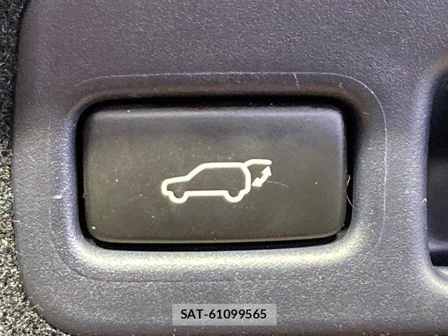 Toyota HARRIER 2017-08 6993905-6