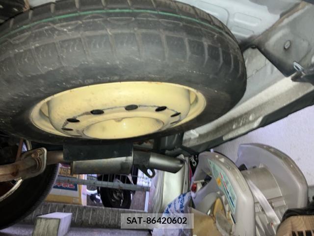 Toyota HARRIER 2005-05 6993919-11