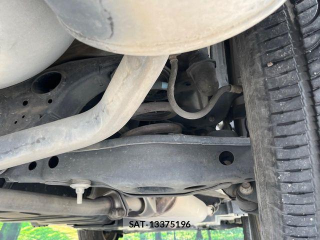 Toyota HARRIER 2015-06 6993907-19