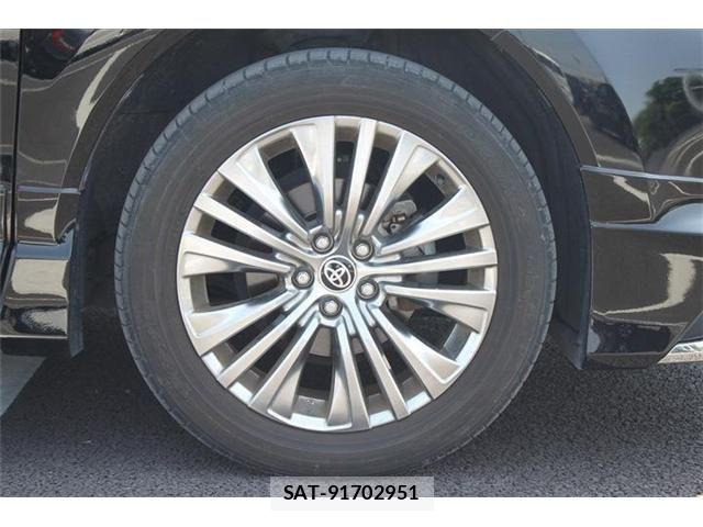 Toyota HARRIER 2020-10 6993879-23