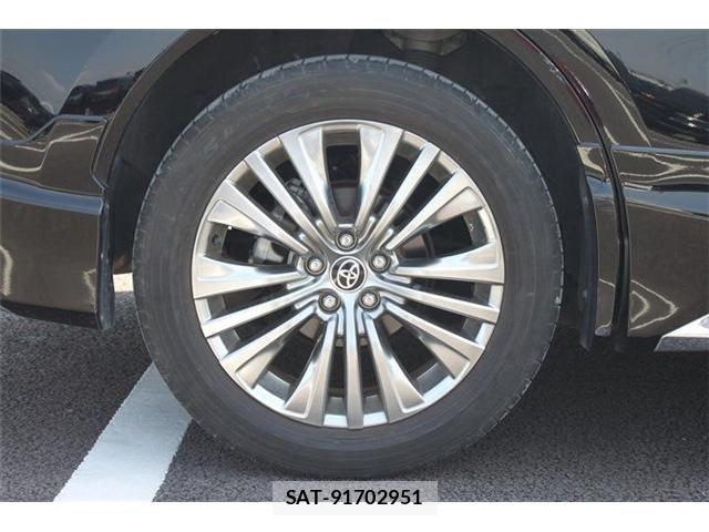 Toyota HARRIER 2020-10 6993879-24