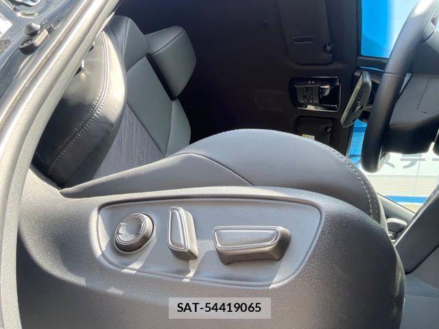Toyota HARRIER 2023-05 7020545-6