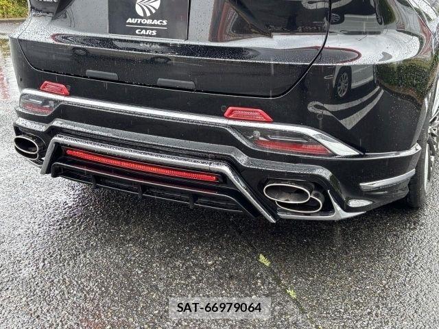 Toyota HARRIER 2021-12 7020542-24