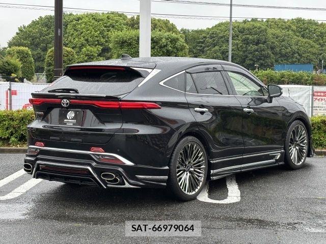Toyota HARRIER 2021-12 7020542-2