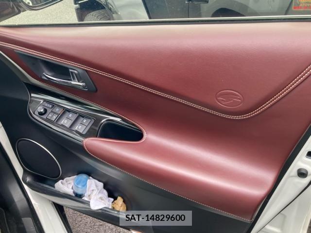 Toyota HARRIER 2018-10 7058714-10