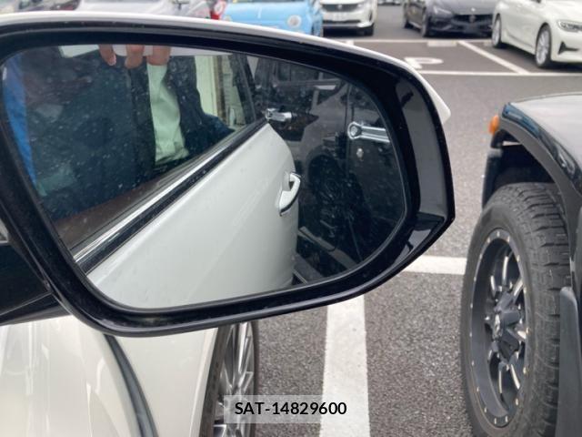 Toyota HARRIER 2018-10 7058714-11