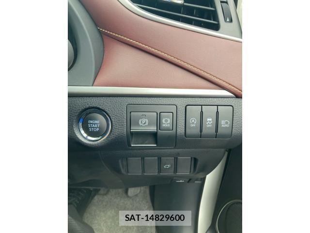 Toyota HARRIER 2018-10 7058714-12