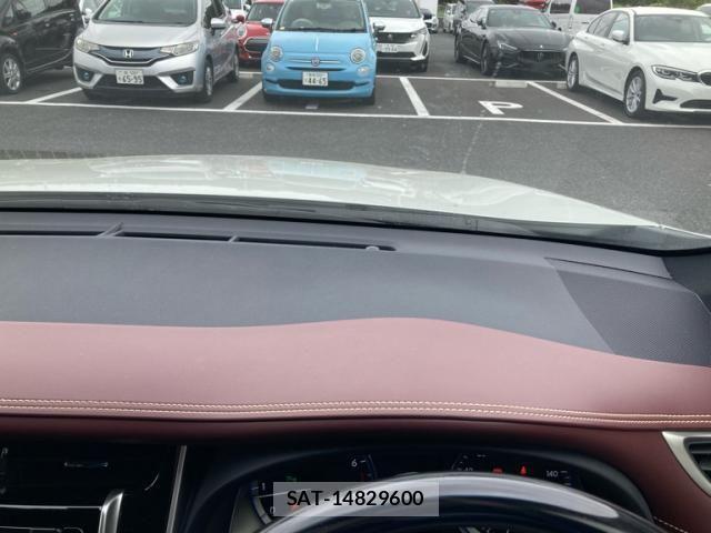 Toyota HARRIER 2018-10 7058714-17