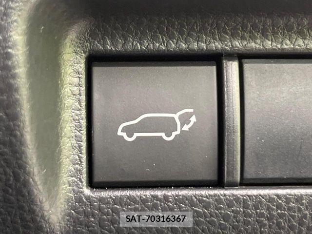 Toyota HARRIER 2021-03 7058715-6