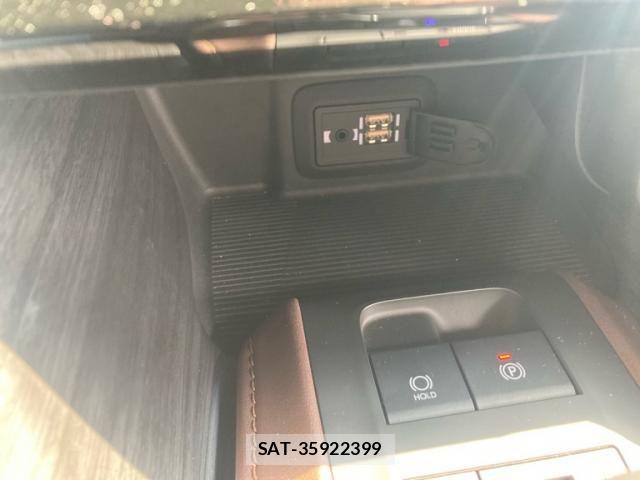 Toyota HARRIER 2020-09 7058716-26