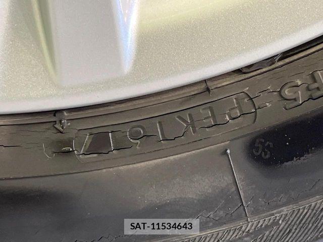 Toyota HARRIER 2017-07 7058723-19