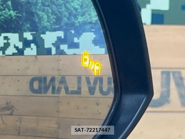 Toyota HARRIER 2021-04 7219172-8